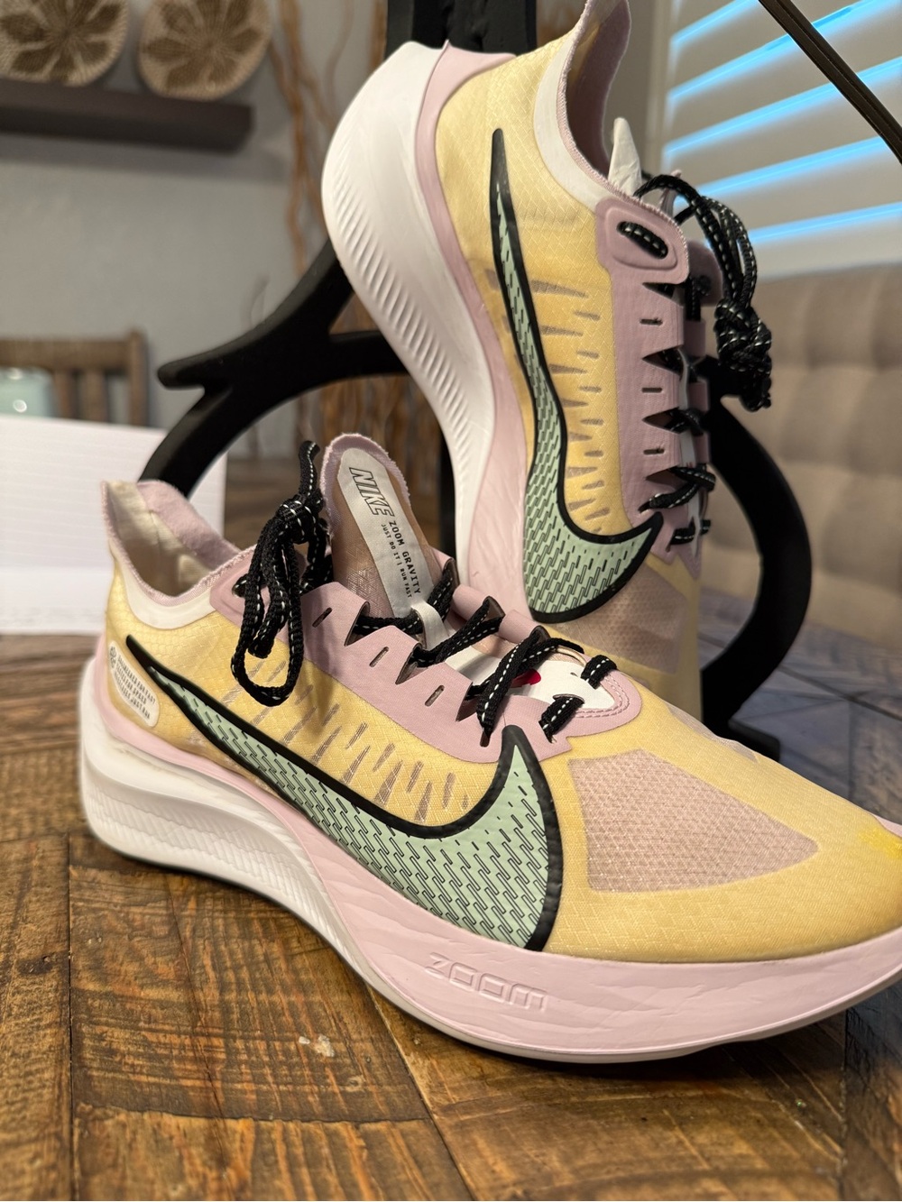 Nike Zoom Gravity Women’s 8.5 Running Shoes Pink Iced Lilac Pistachio BQ3203-102